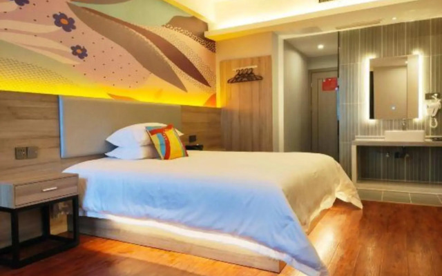 Pai Hotel (Changsha Youyi Road subway station store)