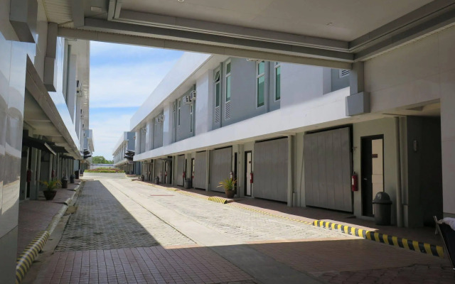 Lucky 9 Budget Hotel