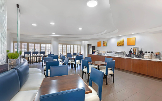 Comfort Suites DFW North/Grapevine