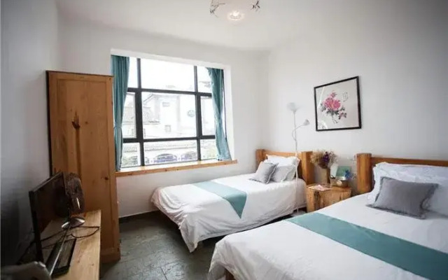 YiHai ZhuYuan Boutique Inn