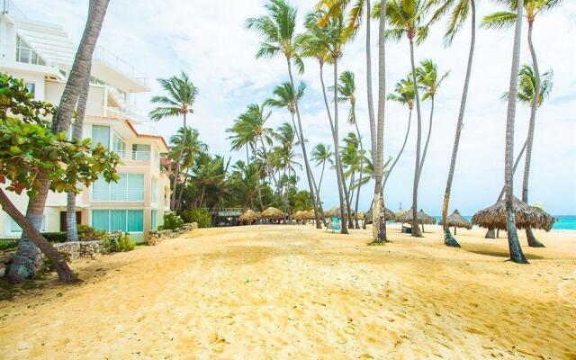 Los Corales Villas & Aparts Ocean View