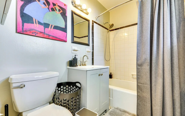 2 Mi to Dtwn Greensboro: Centrally Located Home