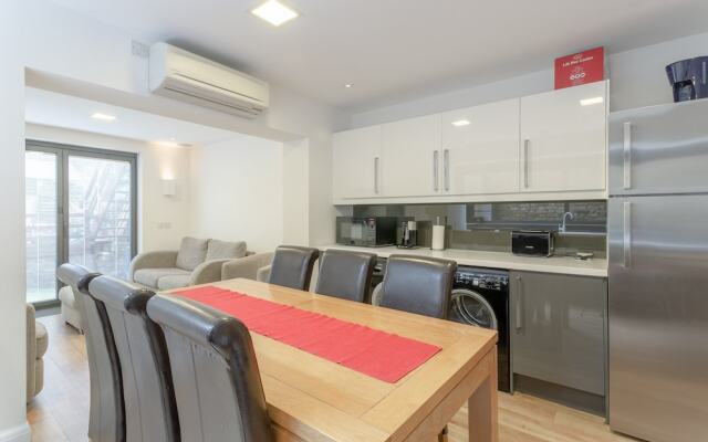 Luxury 2 Bedroom London Apartment