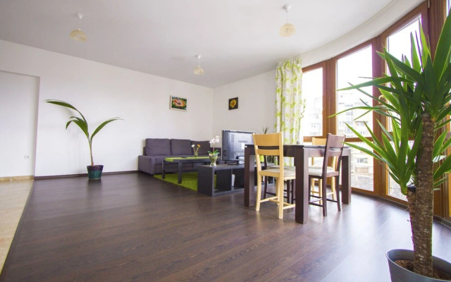 Flora Apartment Centrum