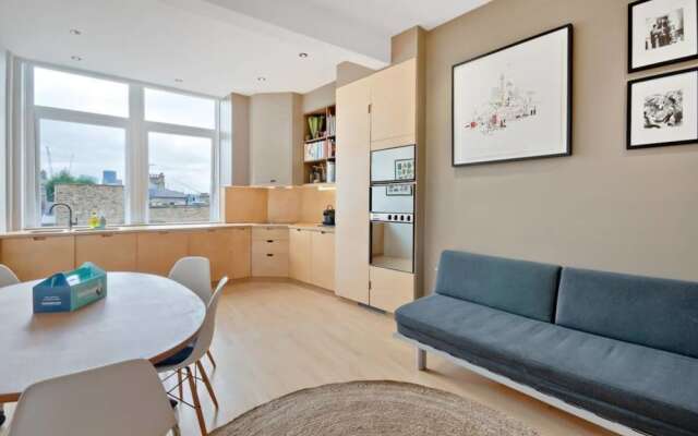 Converted Warehouse 1 bed apt in Clerkenwell