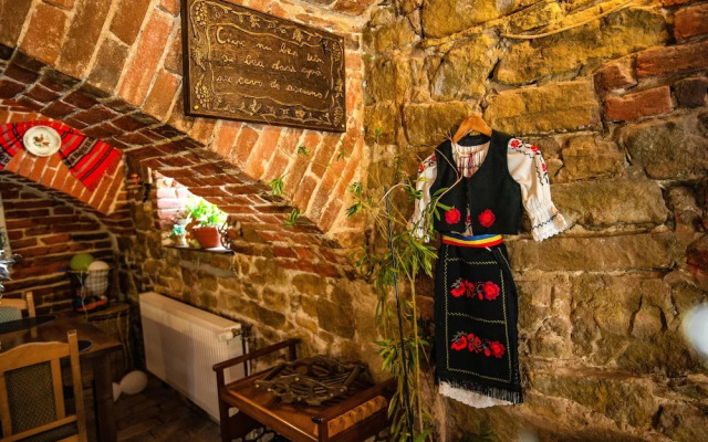 Casa Dives, Transylvania