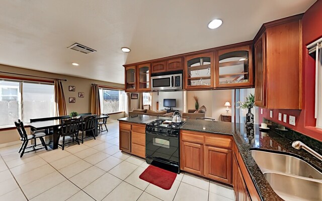 1929oaks 3 Bedroom Home