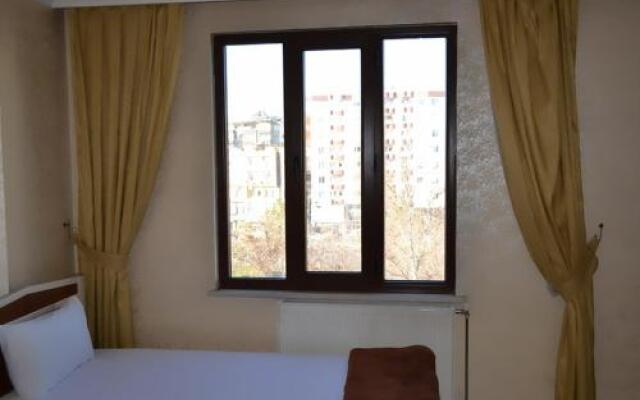 Ekin Hotel