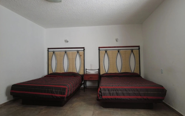 Hotel O Puente