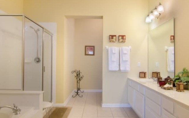 Vista Cay Four-bedroom