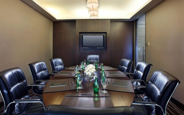 Sofitel Philippine Plaza Manila