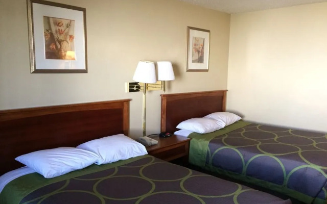 Super 8 Liberal Ks - фото 2