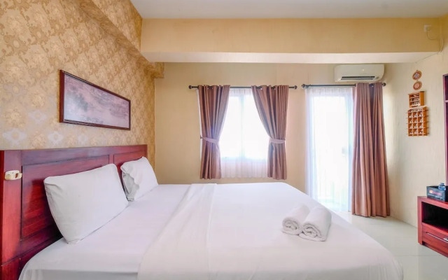 Comfy Studio At Park View Condominium Apartment