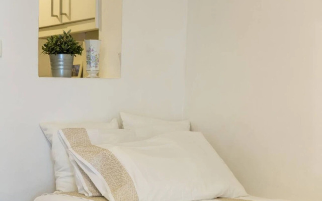 Cosy Panteao Alfama Apartment Rentexperience