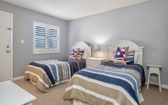 Loggerhead Cay Condominiums
