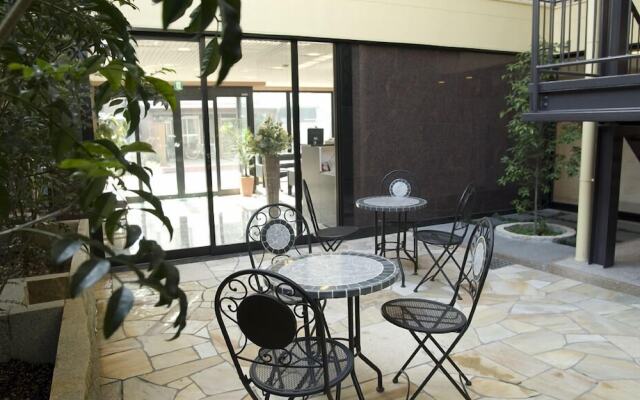 Aoi Hotel