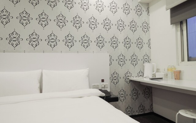 CHECK inn Express Taipei Yongkang