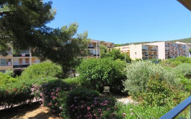 Appartement Bormes-les-Mimosas, 3 pièces, 4 personnes - FR-1-610-14