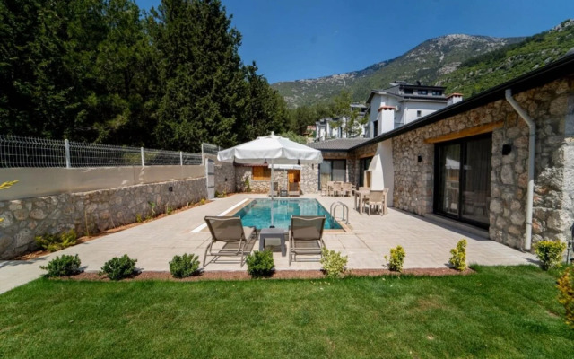 Villa With Private Pool Terrace in Fethiye