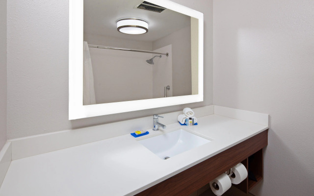 Holiday Inn Express & Suites Rancho Mirage - Palm Spgs Area by IHG