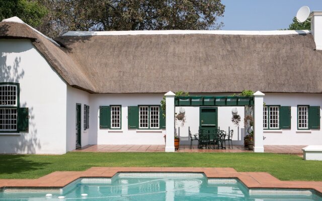 The Gables Suite- Adults Only