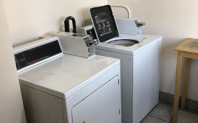 Americas Best Value Inn & Suites Escondido
