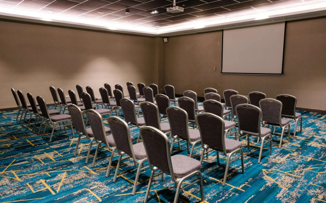 Park Inn By Radisson Bacolod