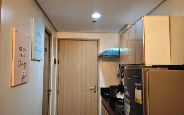 2- Bedroom Luxury Condo Unitluxhomme