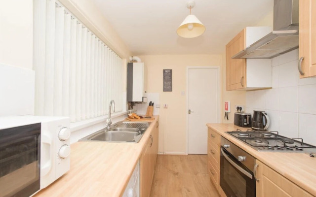Lovely and Comfortable 3 Bed Flat, Tamworth