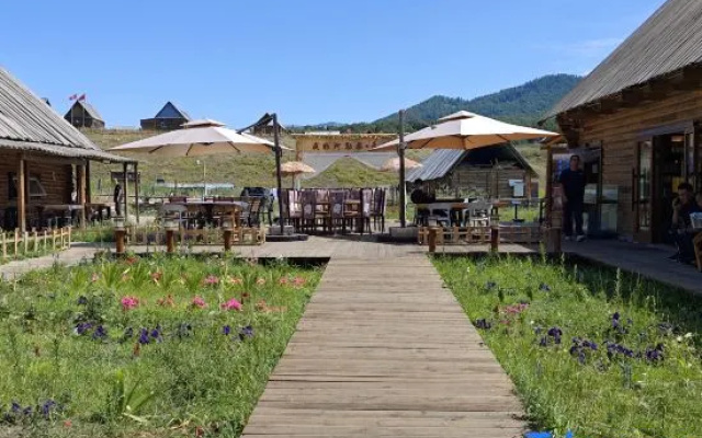 Hemu Lemon Tree Yashe – Outside – Altay