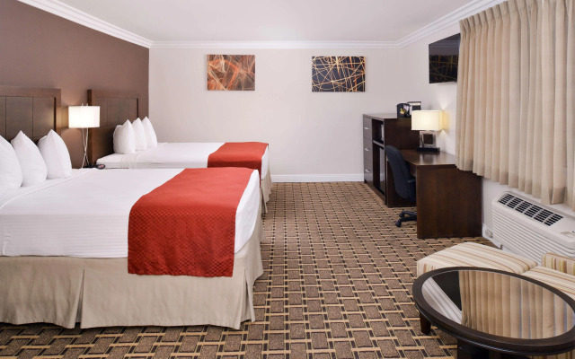 Best Western Plus La Mid Town Hotel