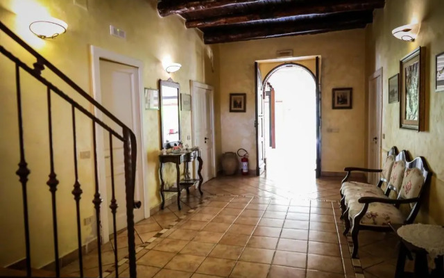 Casale 900