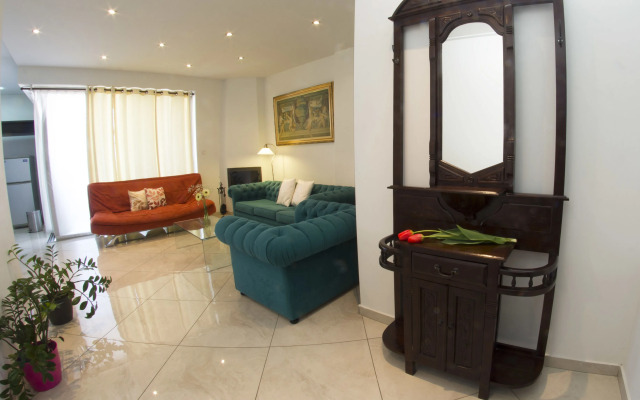 Mesogios House Suites