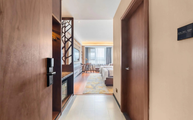 GEM Hotel Luoyang Longmen High Speed Railway Station Univerisity Town