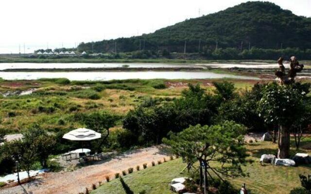 Daeboodo Pureun Noeul Pension