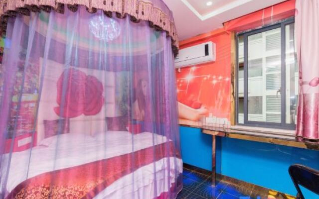 Gangqing Business Hotel