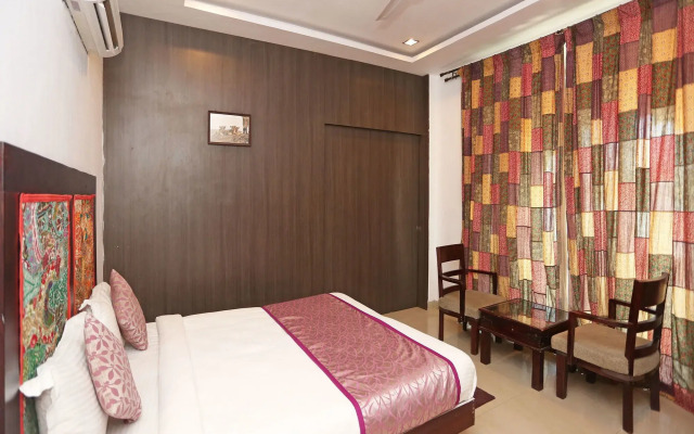 Hotel Vishalas The Raj Kesar Regency