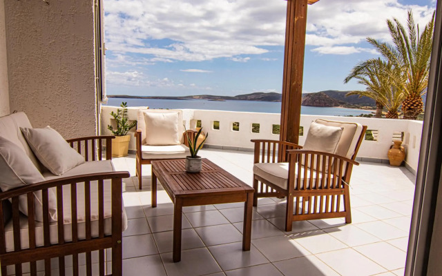 Castri Village Hotel