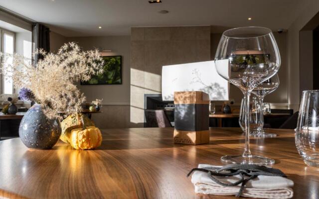 Auberge de Clochemerle, Spa privatif & restaurant gastronomique