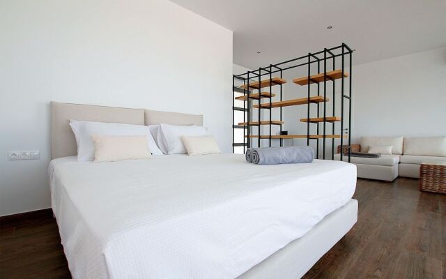 Alana Suites