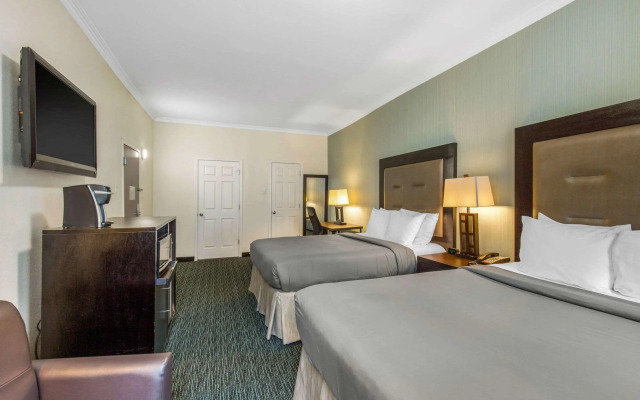 Quality Inn Center City