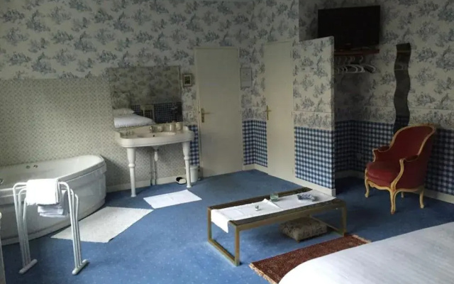 Hotel Joly