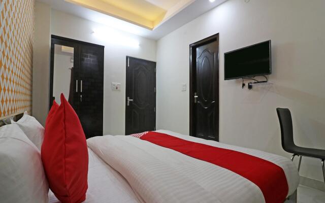 OYO 22605 Hotel Redstone