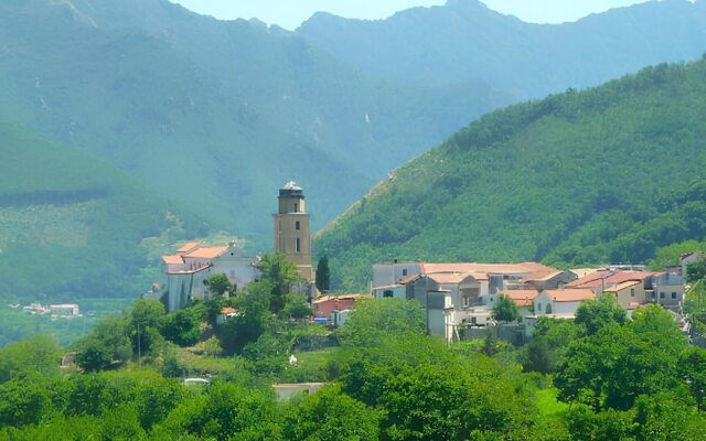 Tramonti Countryside Villa With Jacuzzi and Garden