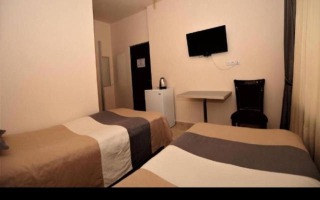 Comfort House Hotel - Image 3