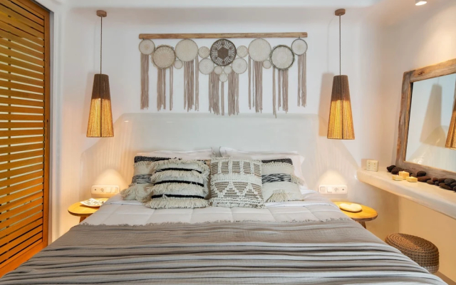 Milestone Villas