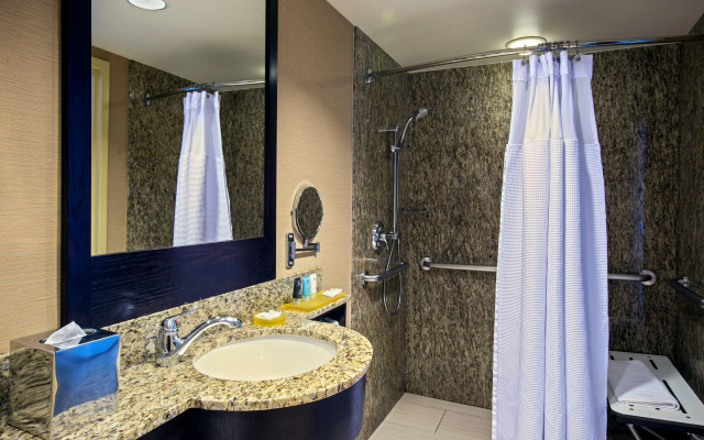 Crowne Plaza Lombard Downers Grove by IHG