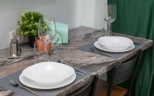 Санди на улице  Корабельная