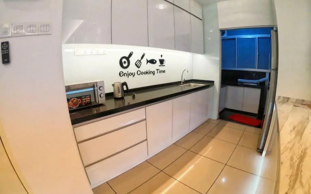 Puchong, Old Klang Road,8pax, Midvalley Pavilion 2