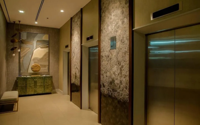 Solinea Tower 2